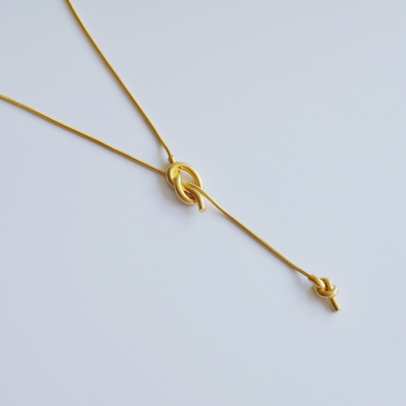 NWOT Madewell Knotshine Necklace Gold Plated - Picture 8 of 8